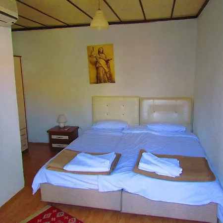 Amazon Antique بيت ضيافة سلجوك